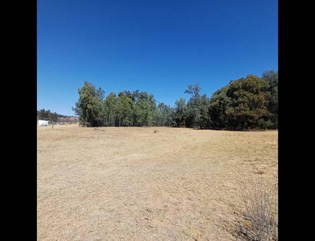 21,000M² VACANT LAND FOR SALE IN COOPERVILLE